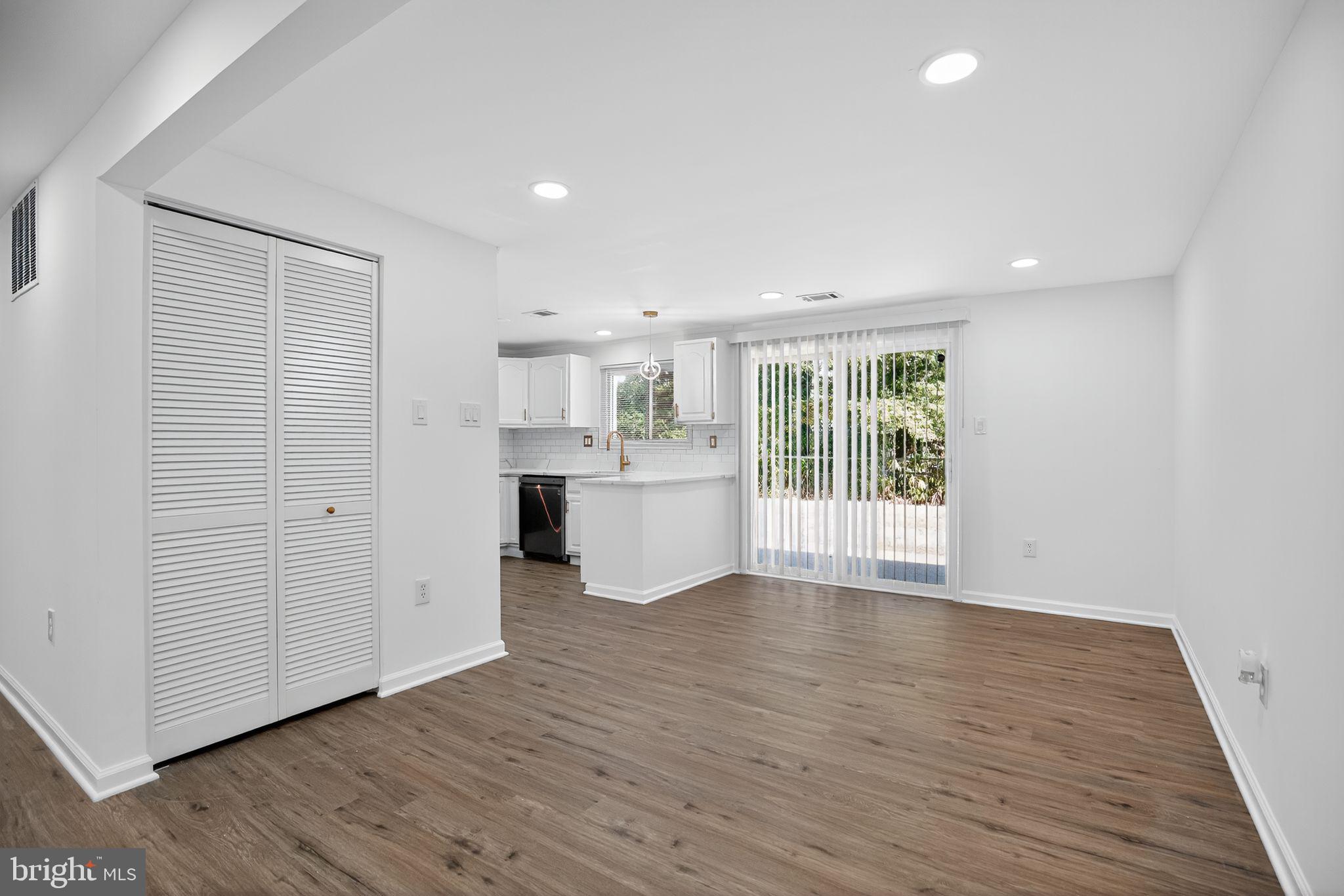 15 CARDIGAN COURT