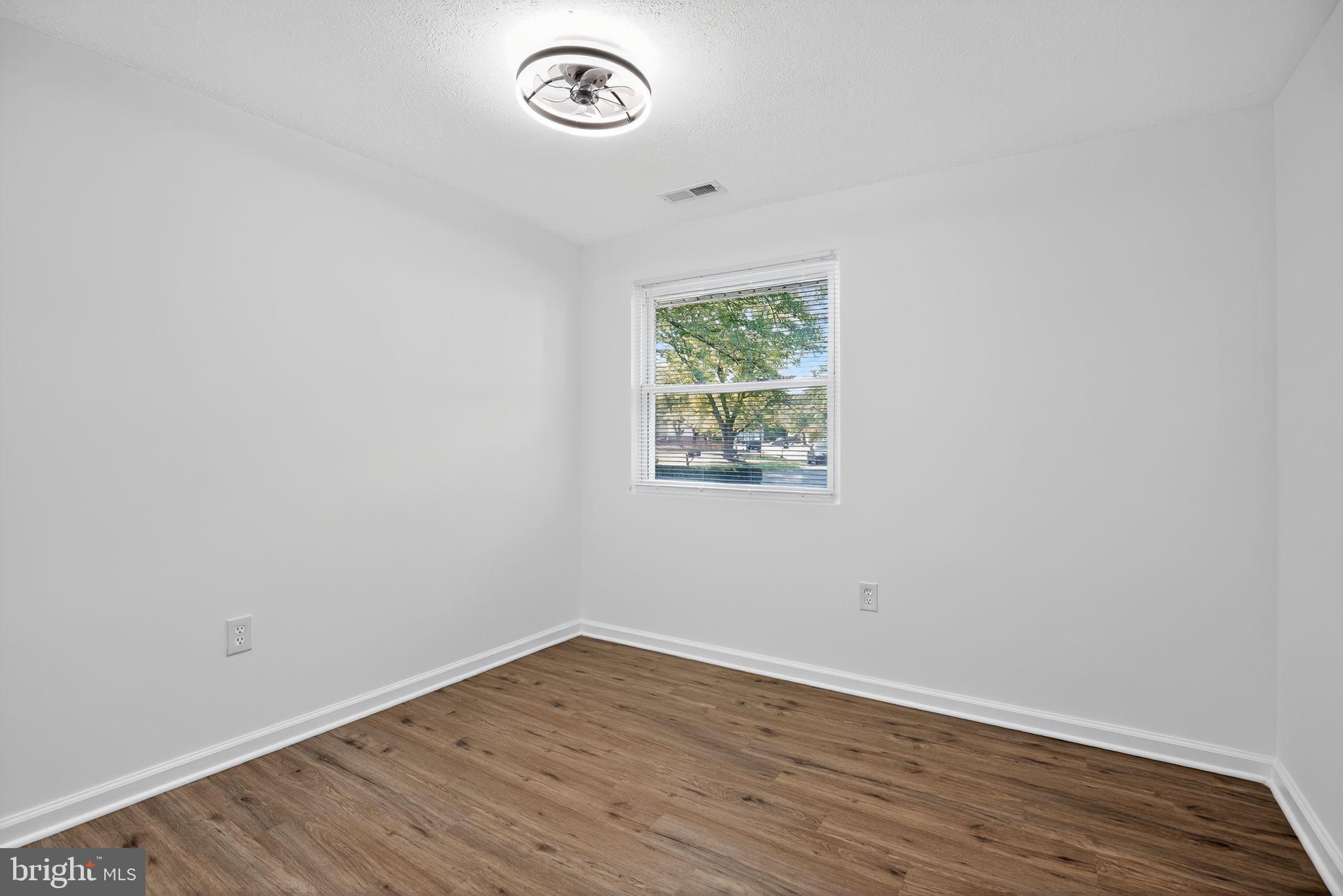 15 CARDIGAN COURT