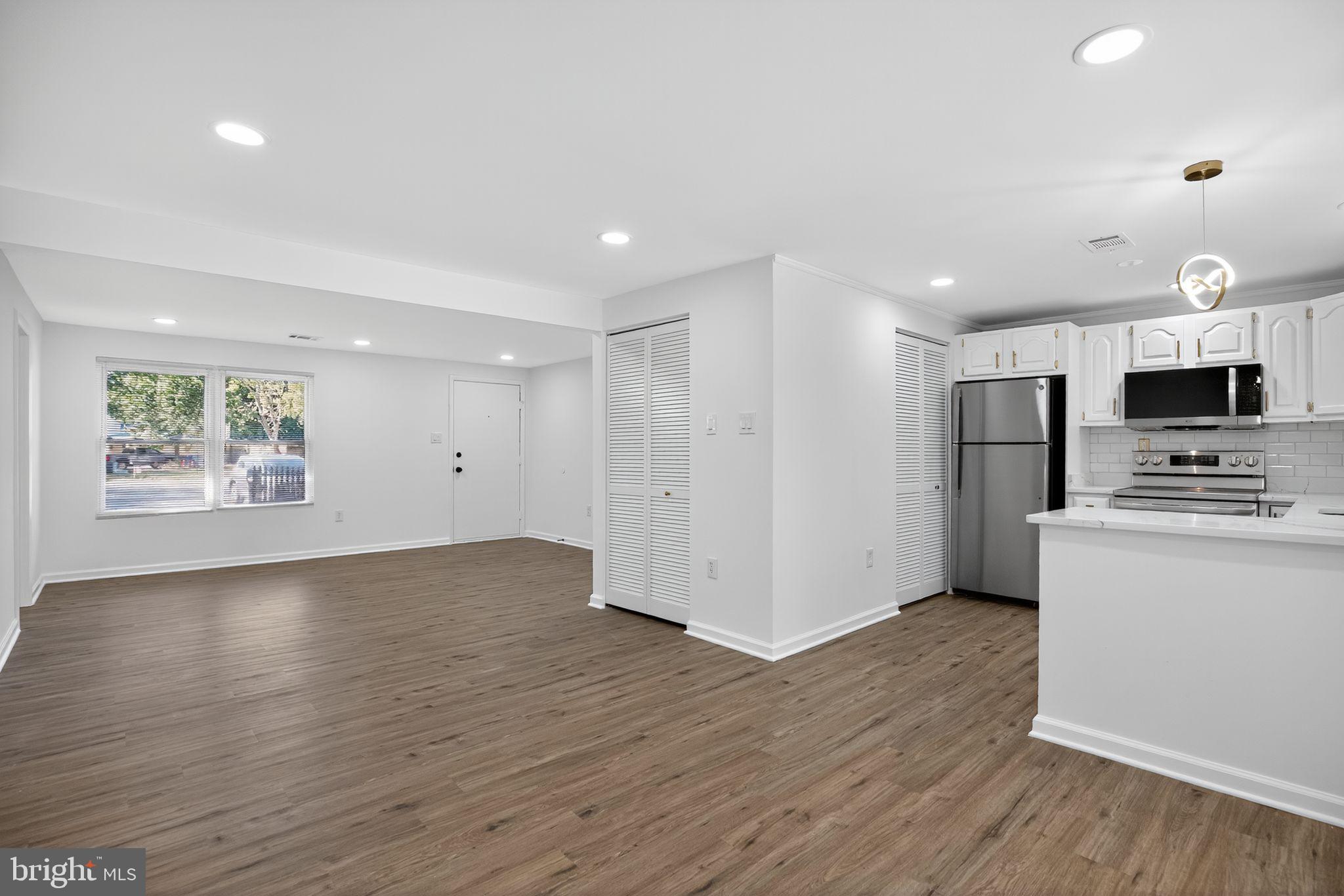 15 CARDIGAN COURT