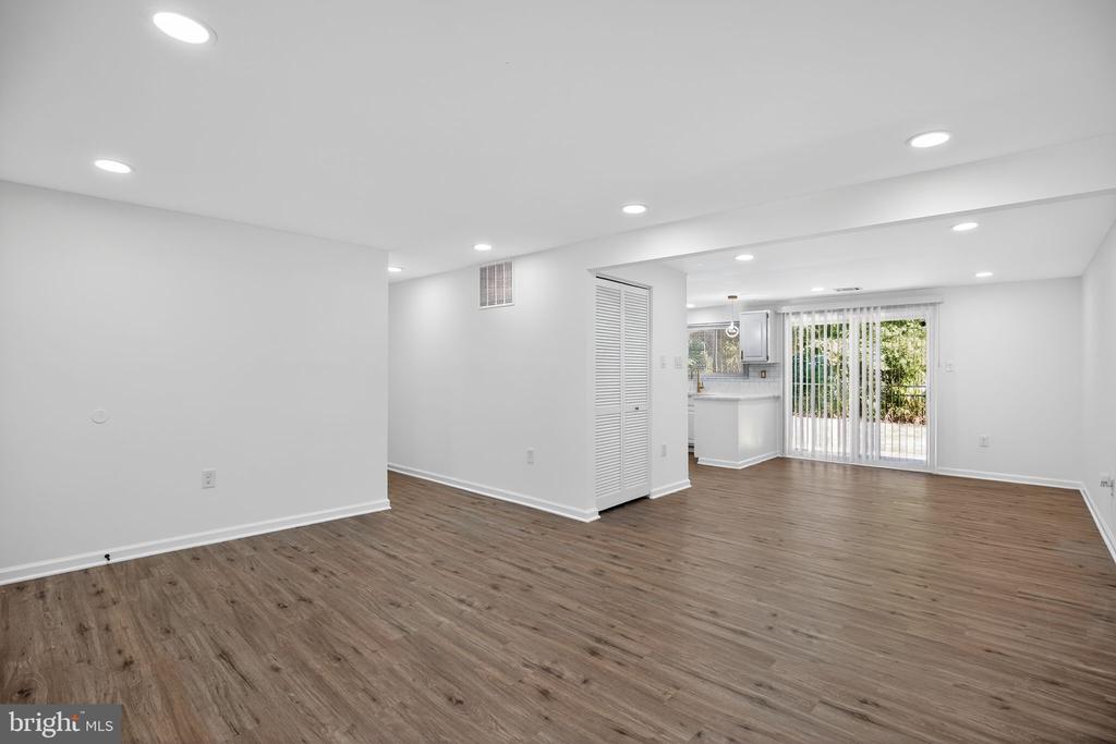 15 CARDIGAN COURT