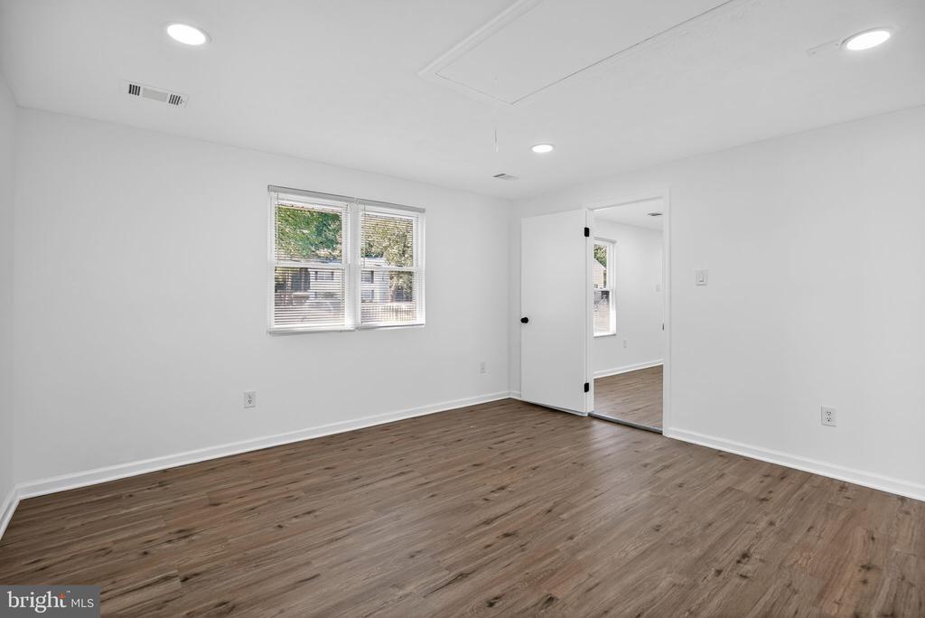 15 CARDIGAN COURT