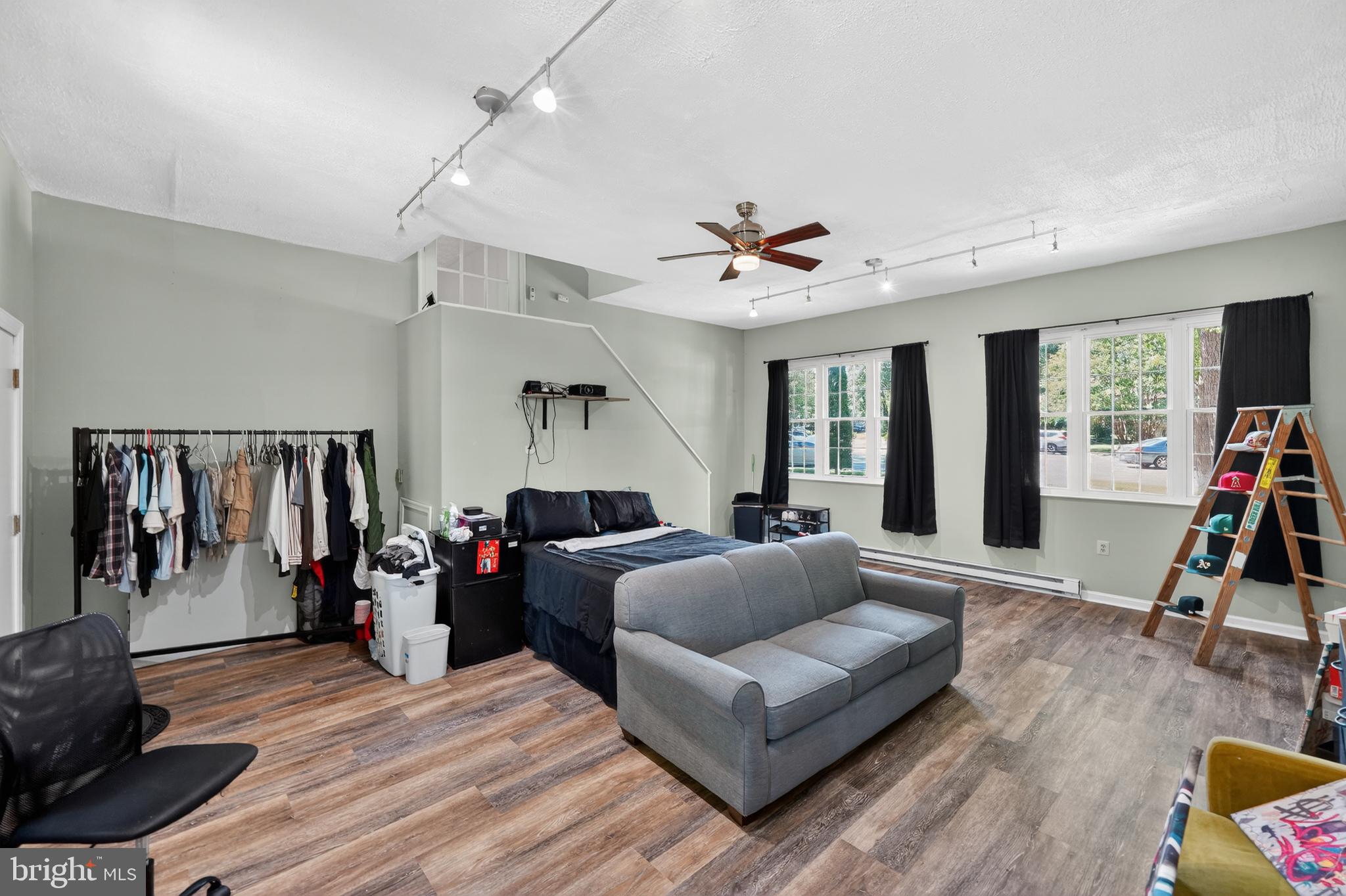 3079 DORSEY COURT