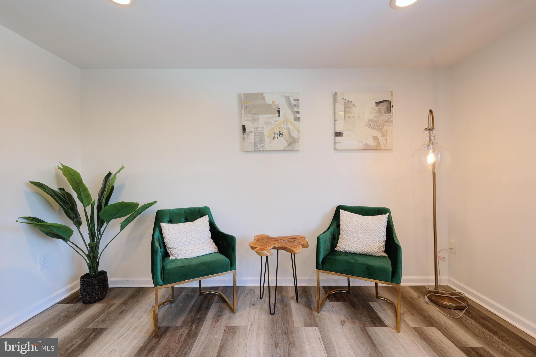 6583 SWEET FERN