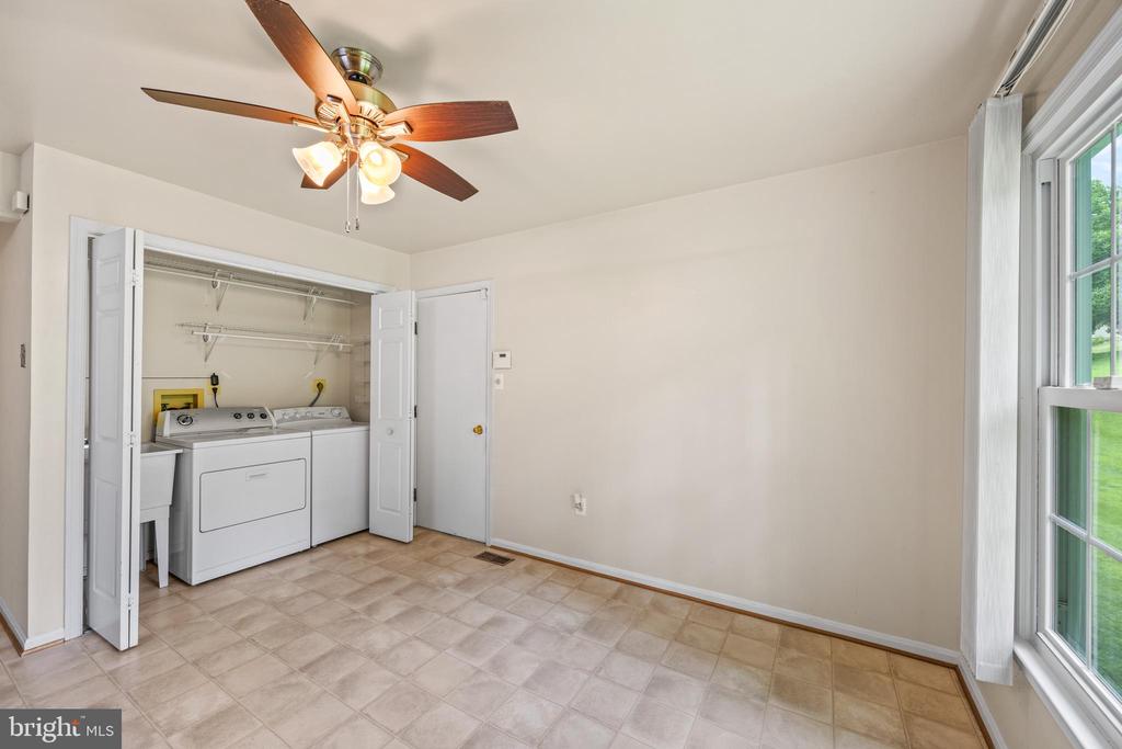 1400 FOGGY GLEN COURT