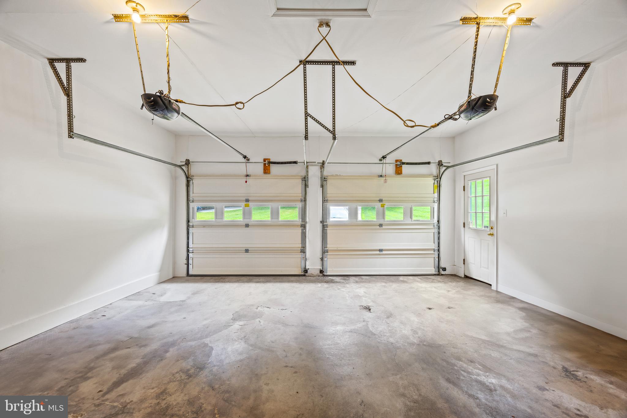 1400 FOGGY GLEN COURT