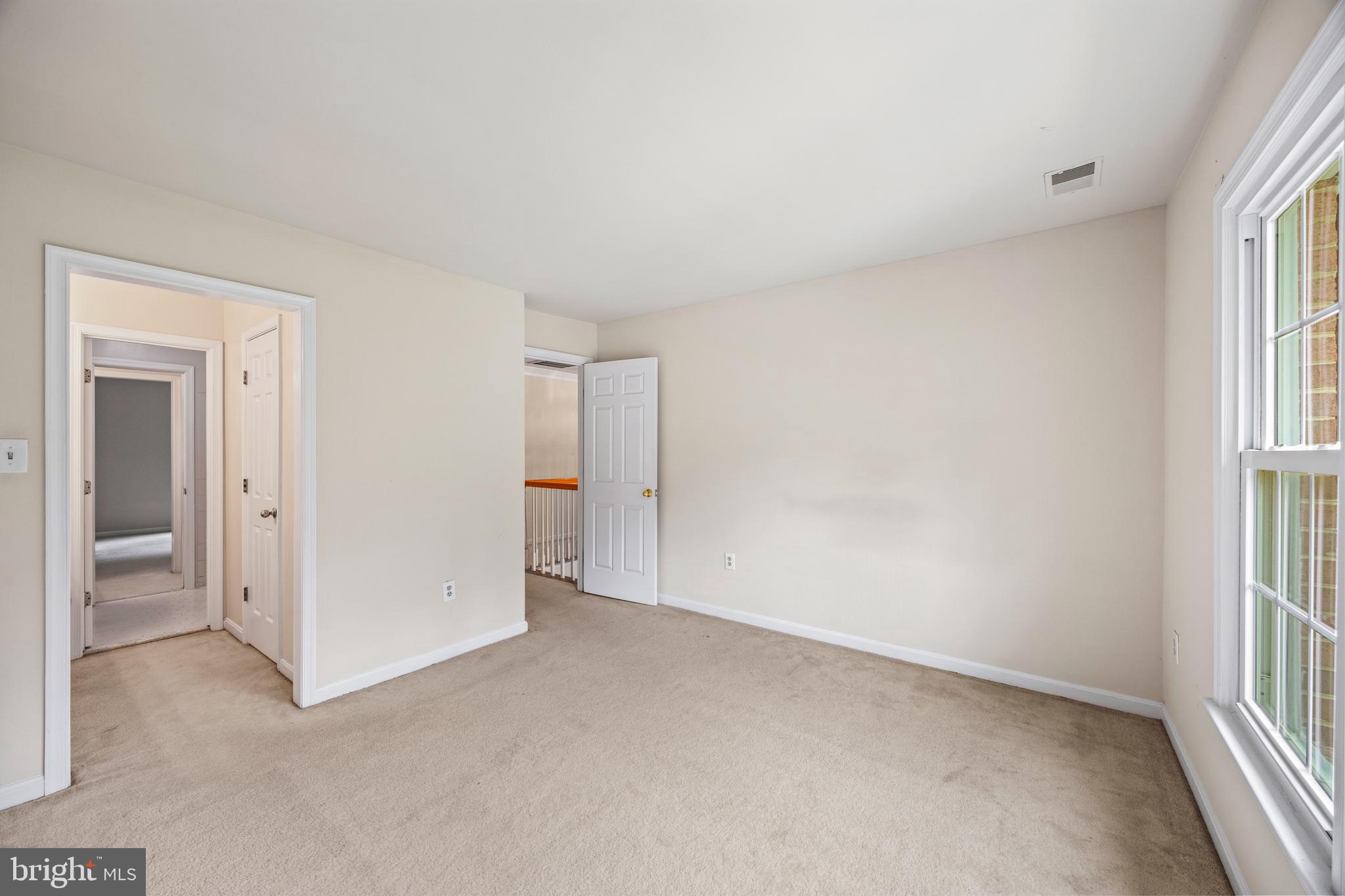 1400 FOGGY GLEN COURT