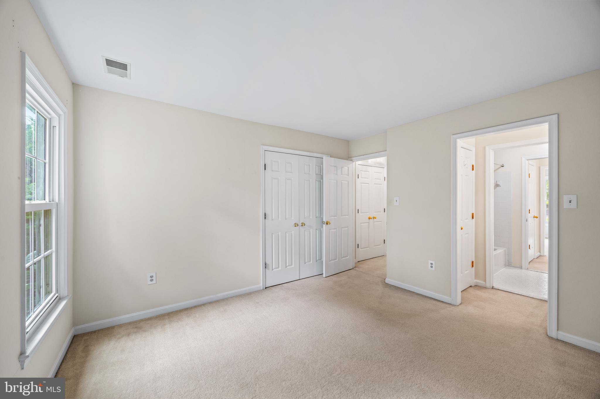 1400 FOGGY GLEN COURT