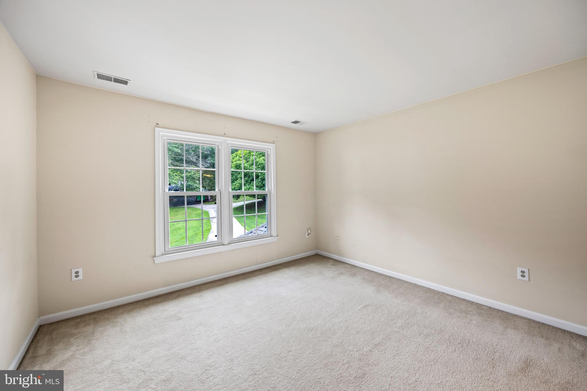 1400 FOGGY GLEN COURT