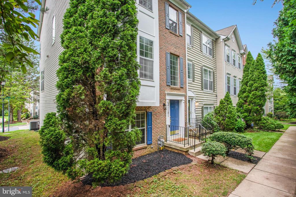21101 FUTURA COURT 71