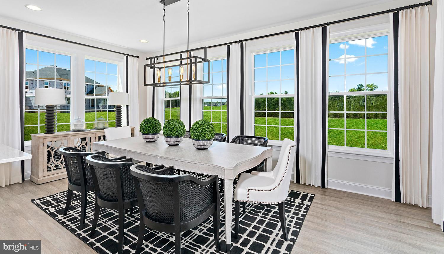 7003 FOUNTAIN PARK DRIVE