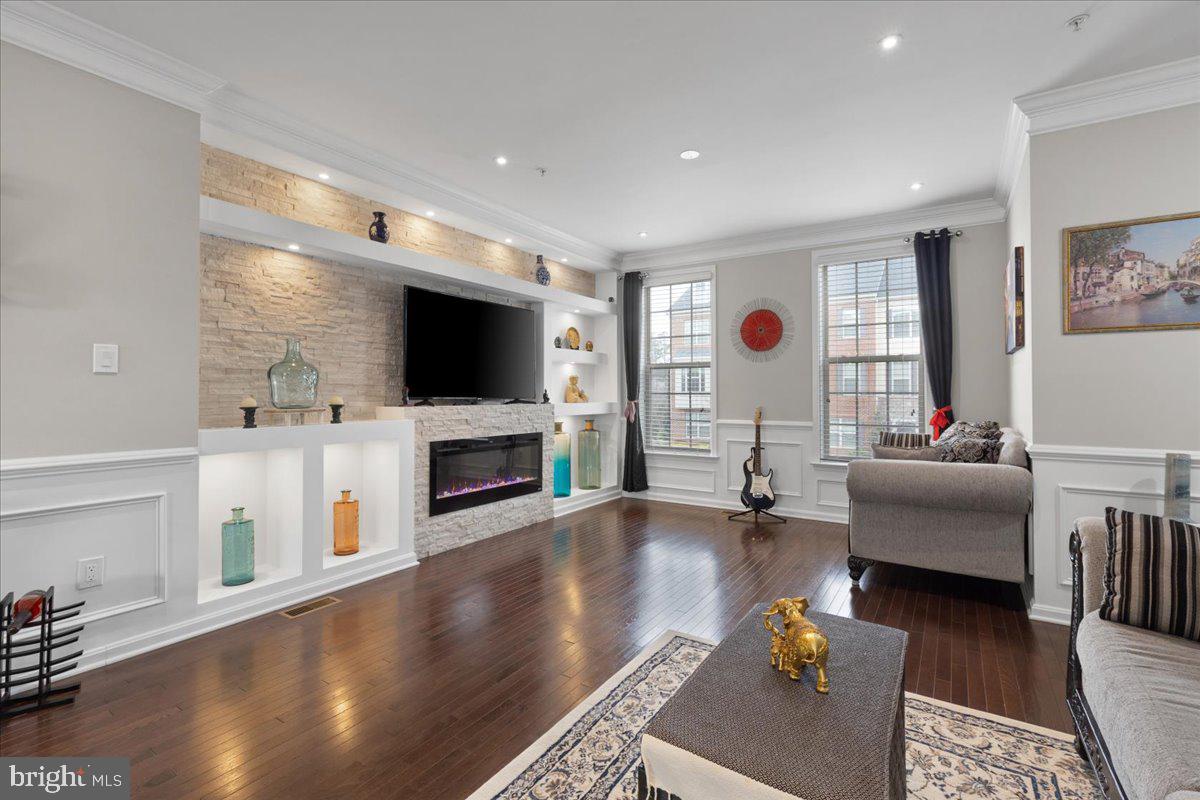 7405 FOUR GARDENS ROAD