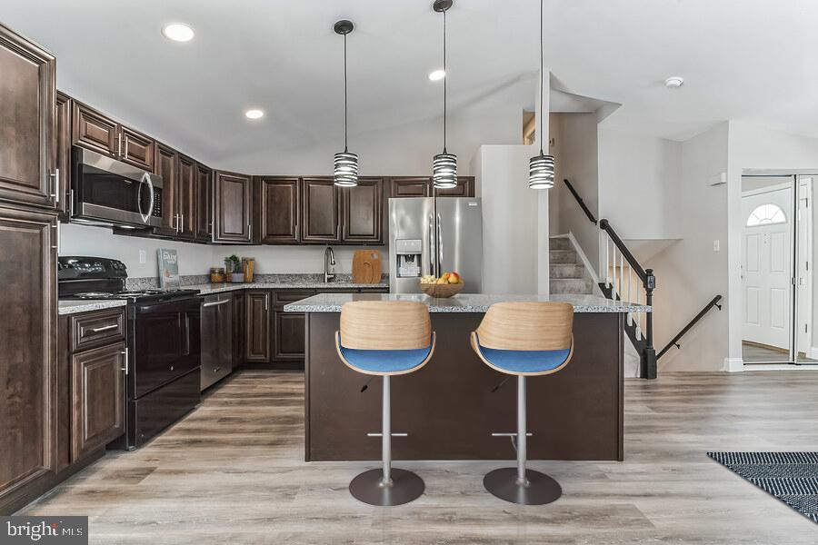 609 CASTLEWOOD PLACE