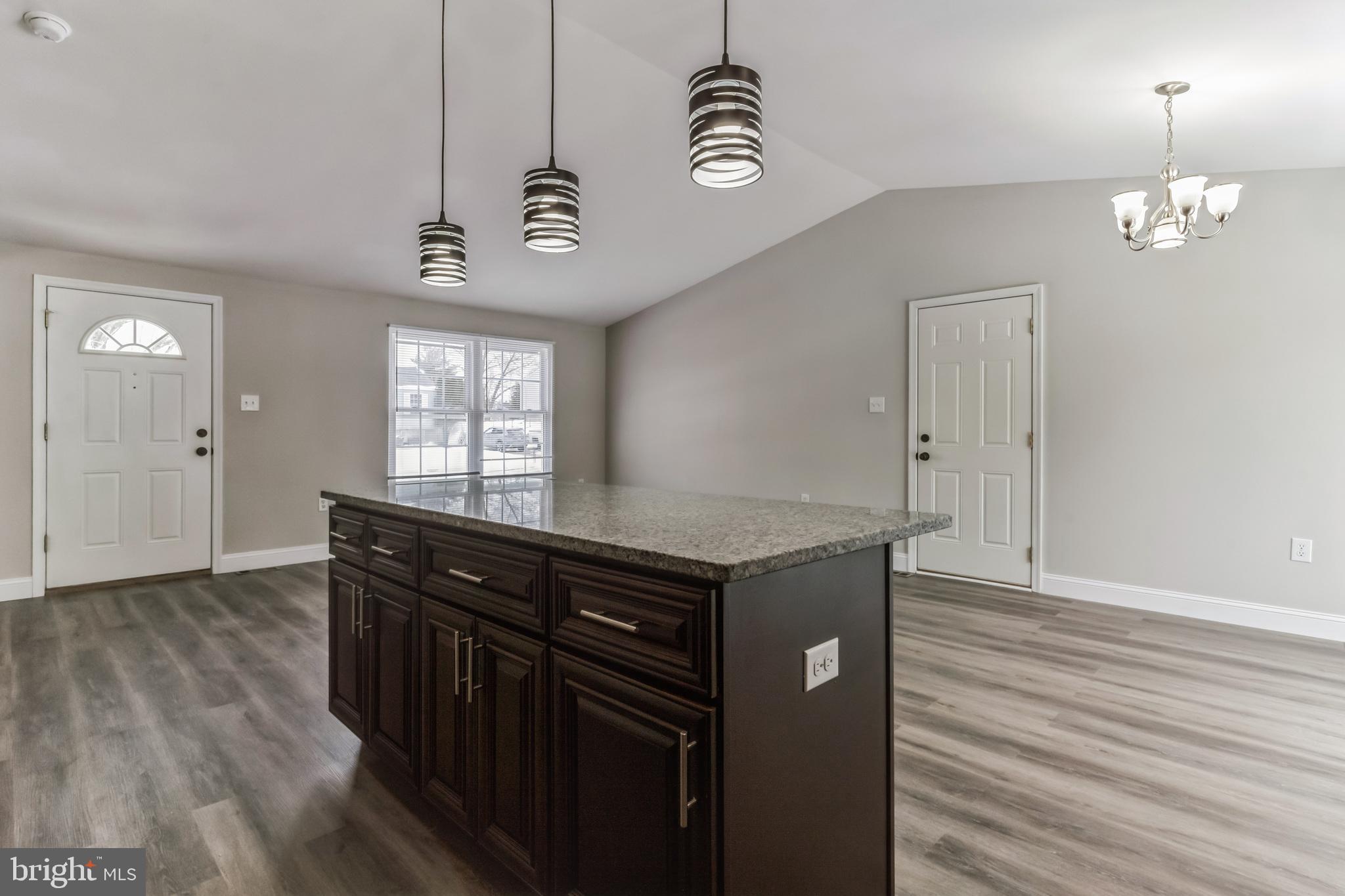 609 CASTLEWOOD PLACE