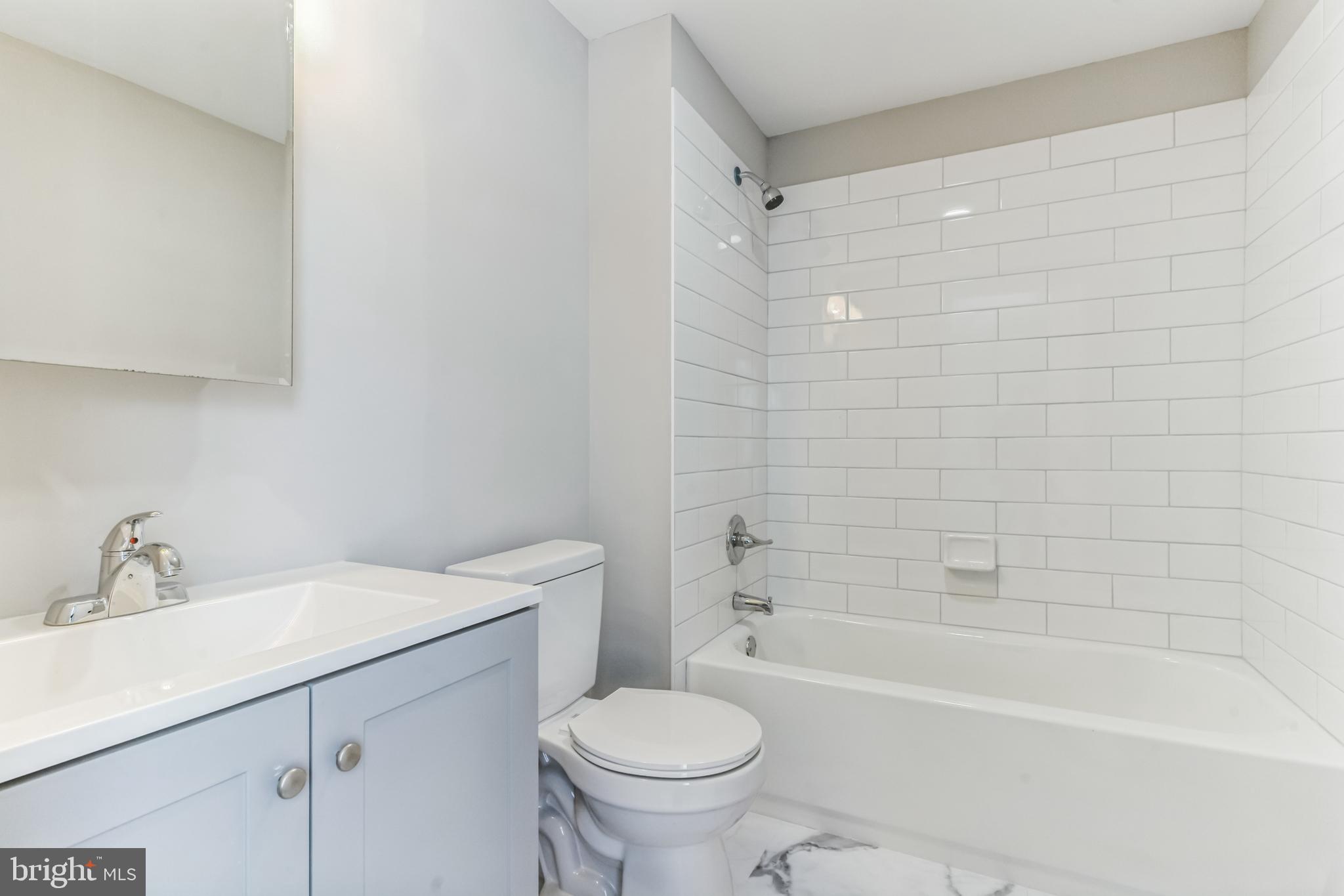 609 CASTLEWOOD PLACE