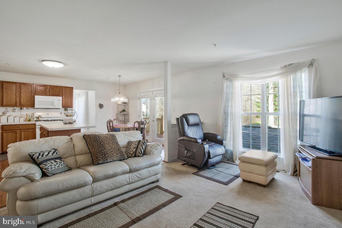 9802 CEDAR CREST WAY