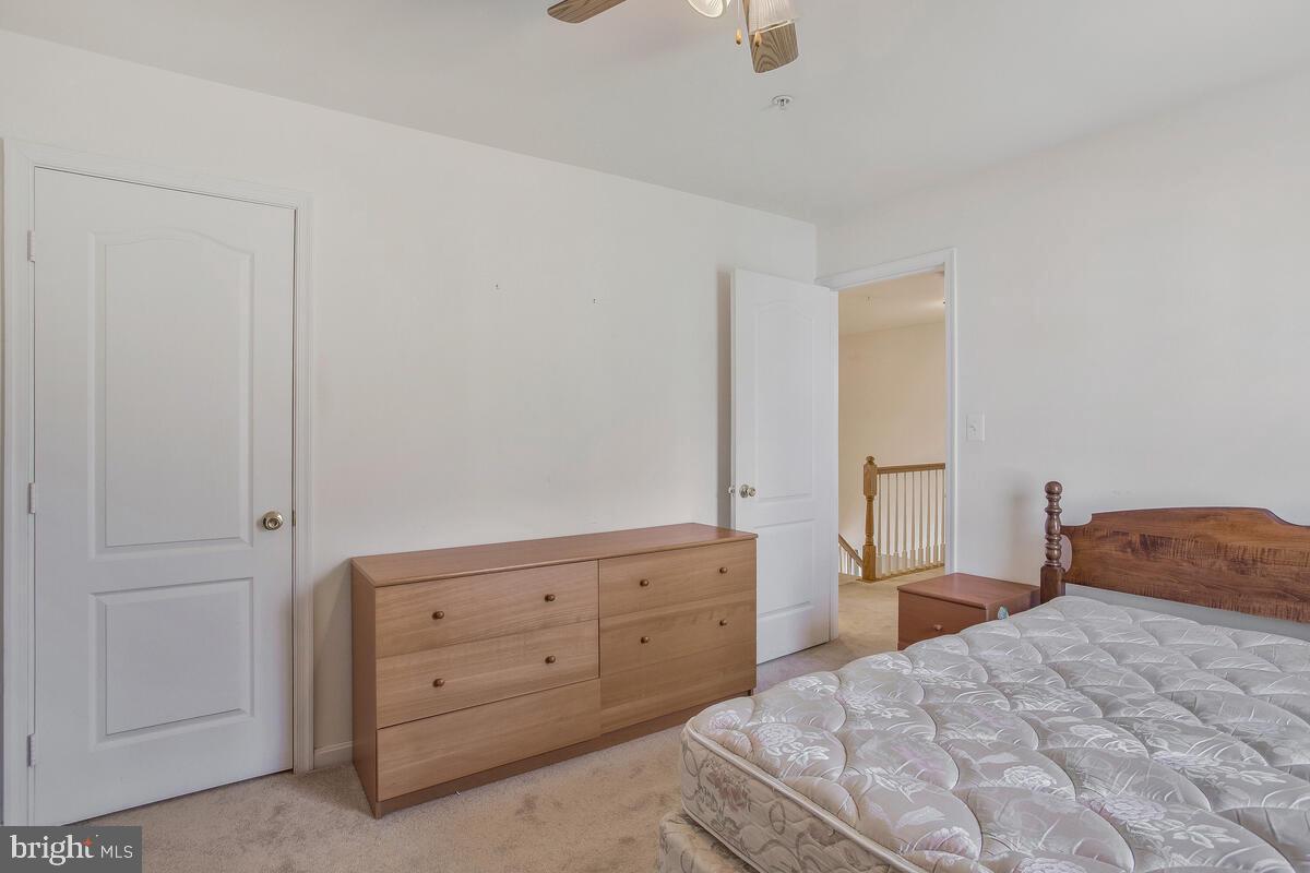 9802 CEDAR CREST WAY