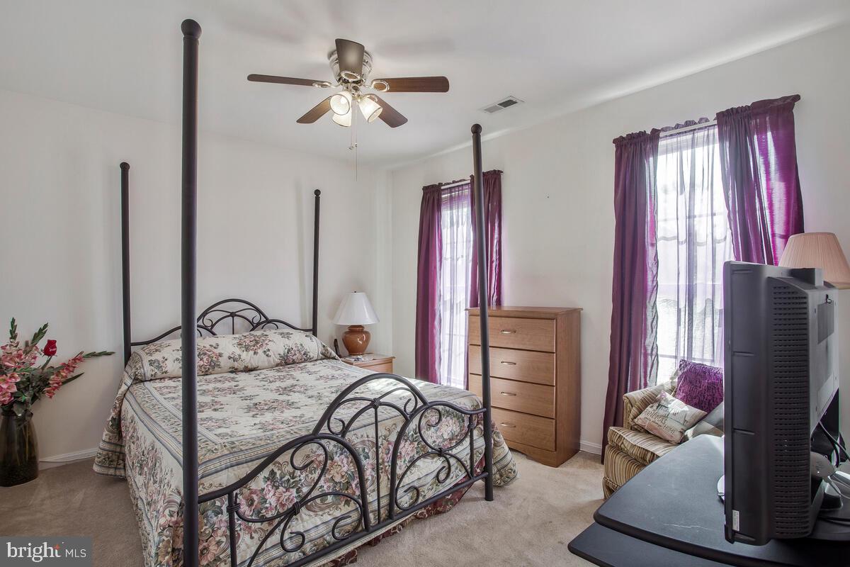 9802 CEDAR CREST WAY