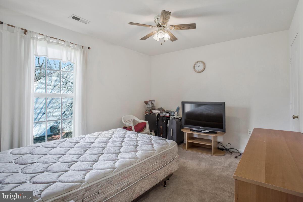 9802 CEDAR CREST WAY