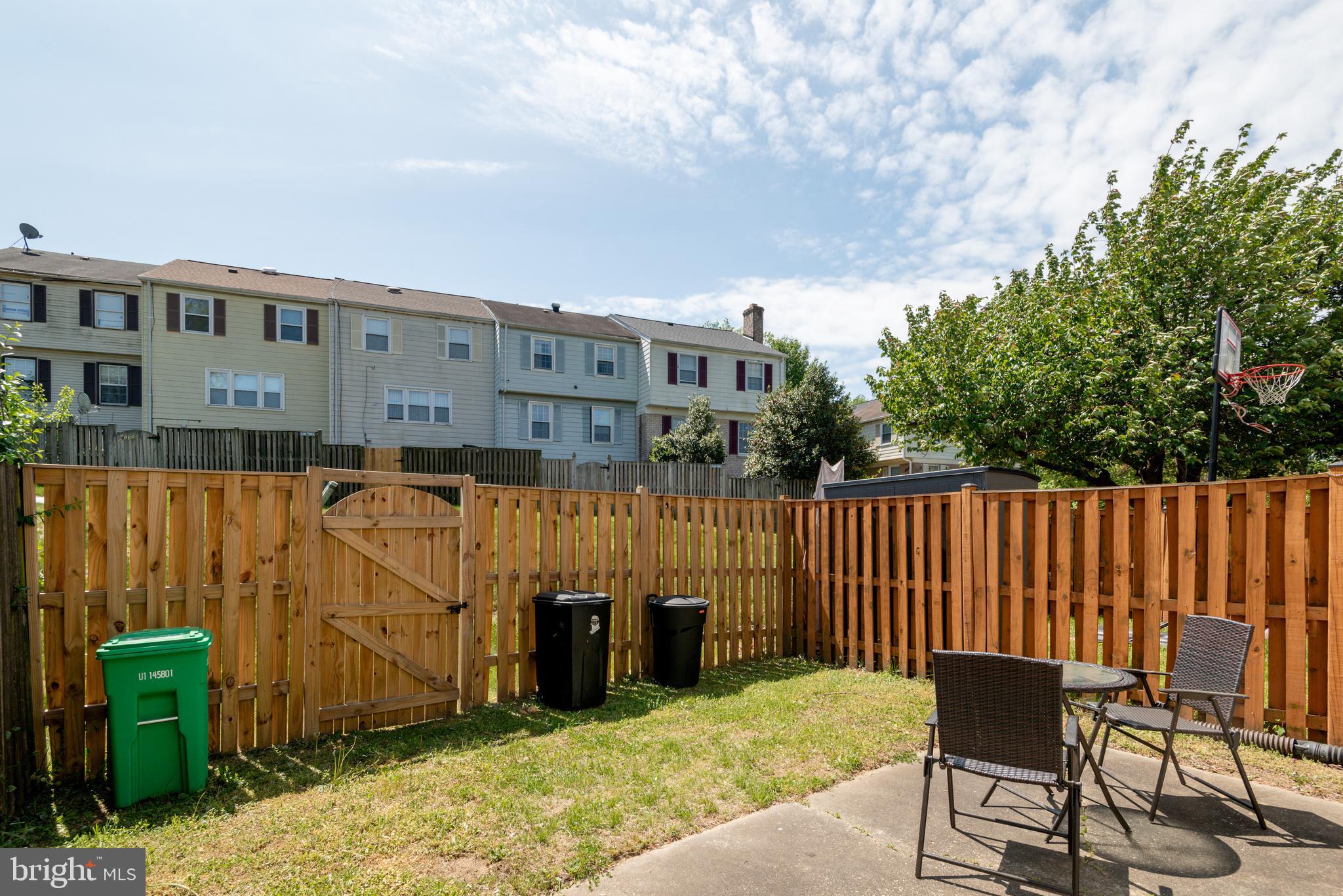 2225 DAWN LANE