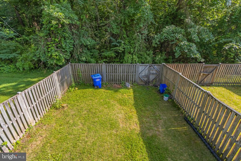 5911 GRENFELL LOOP