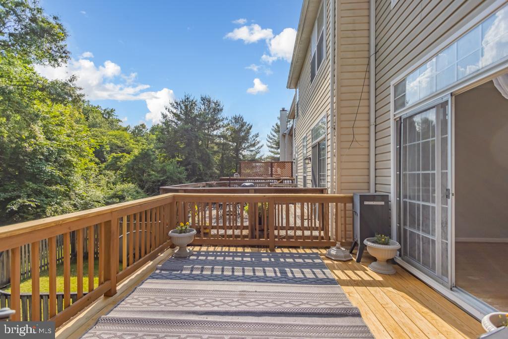 5911 GRENFELL LOOP