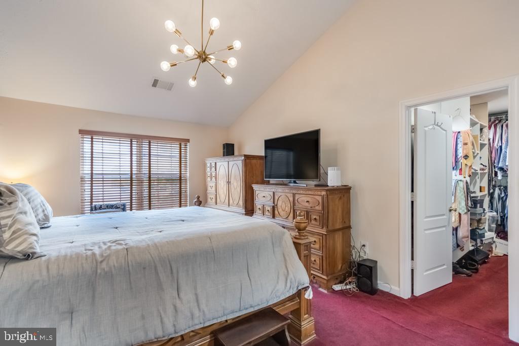 5911 GRENFELL LOOP