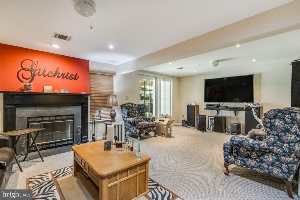 5911 GRENFELL LOOP