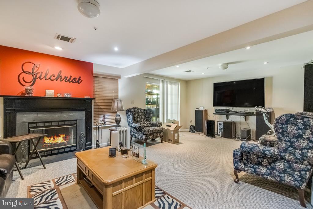 5911 GRENFELL LOOP