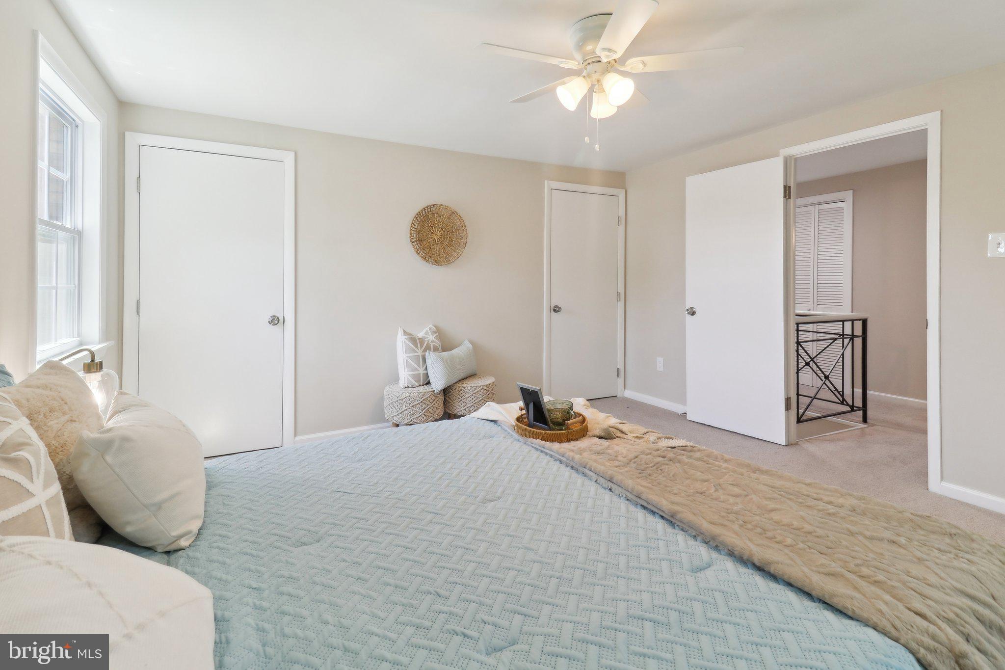 1318 PADDOCK LANE