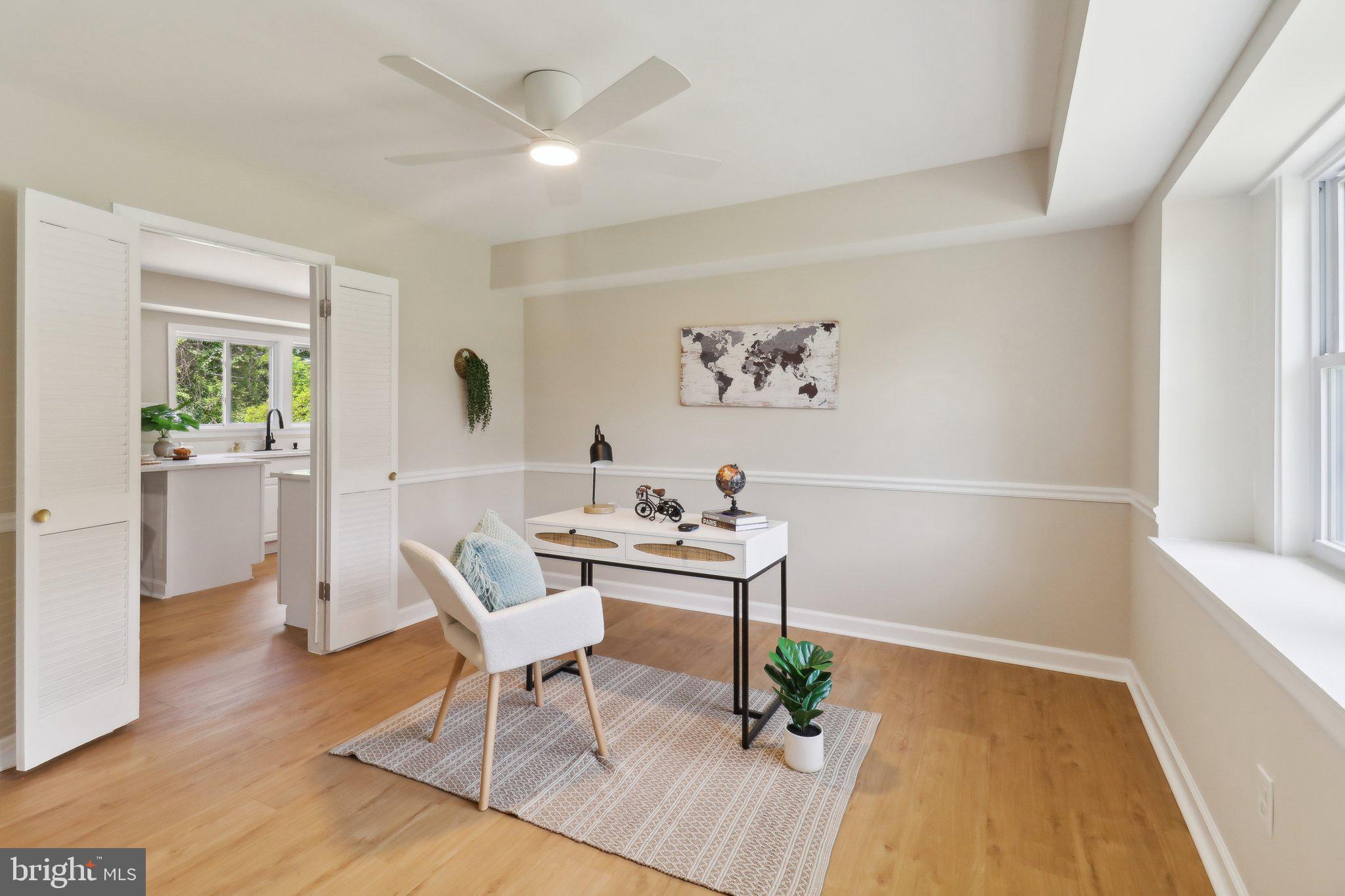 1318 PADDOCK LANE