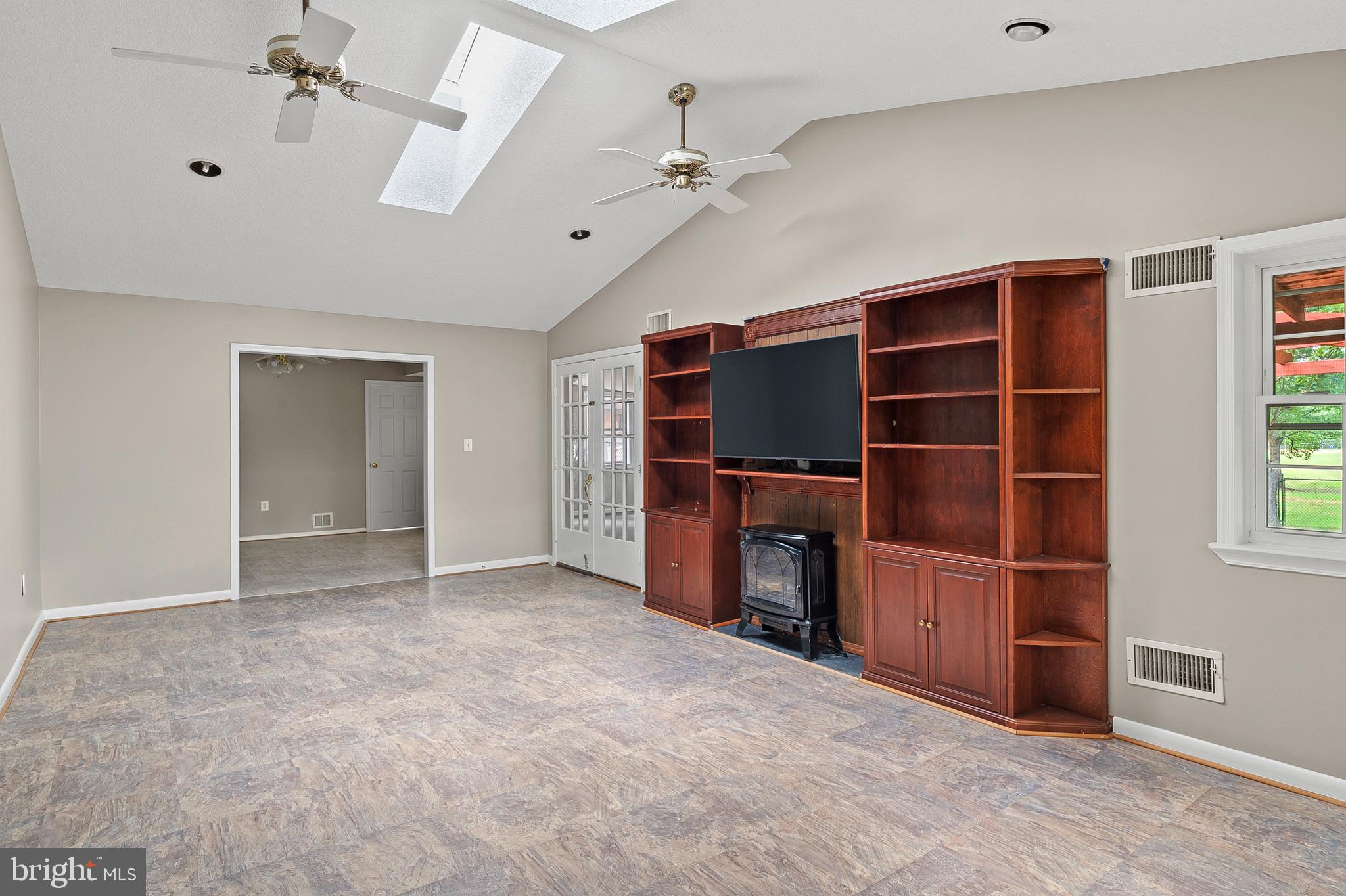 12608 BEECHFERN LANE