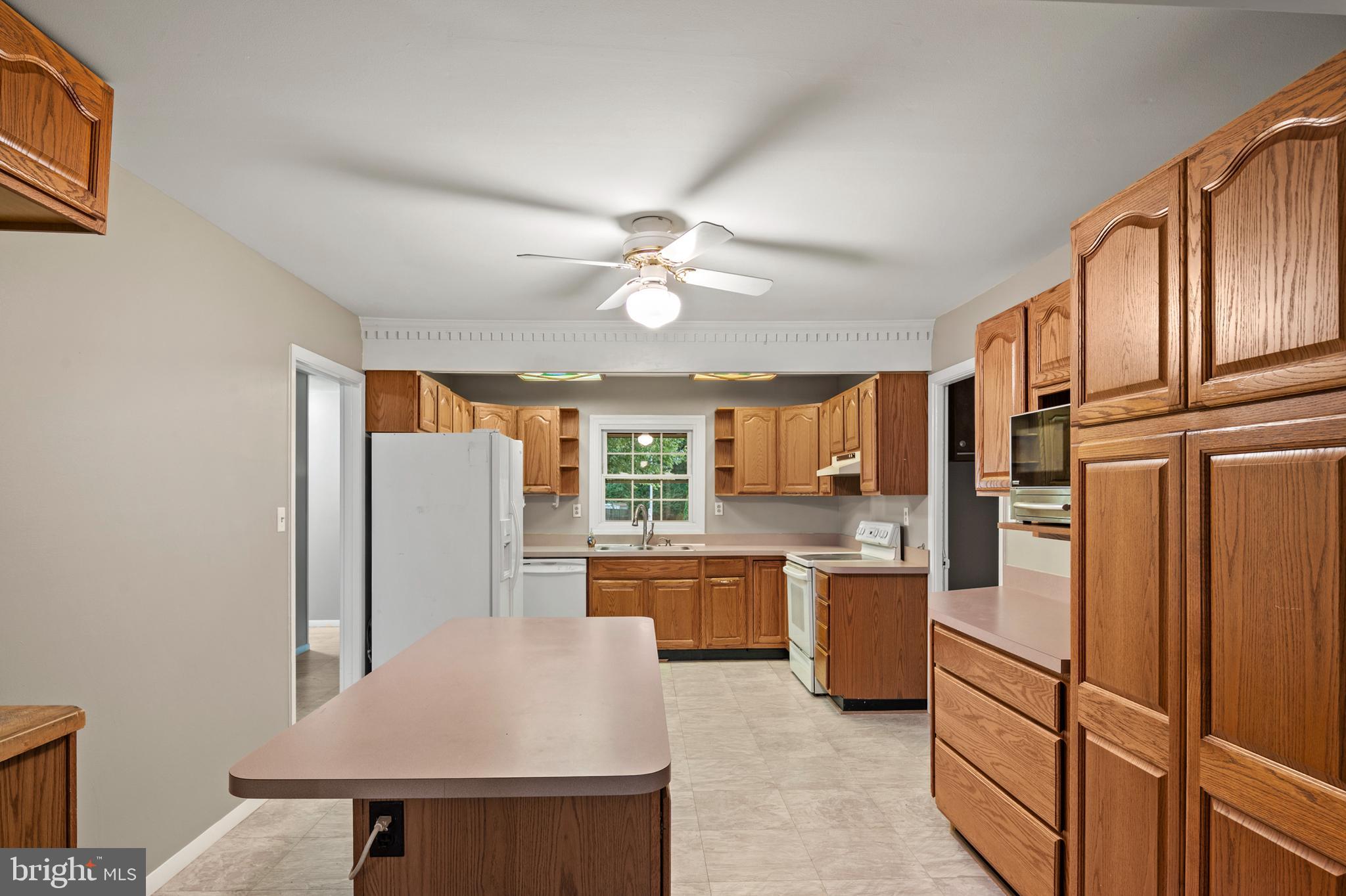 12608 BEECHFERN LANE