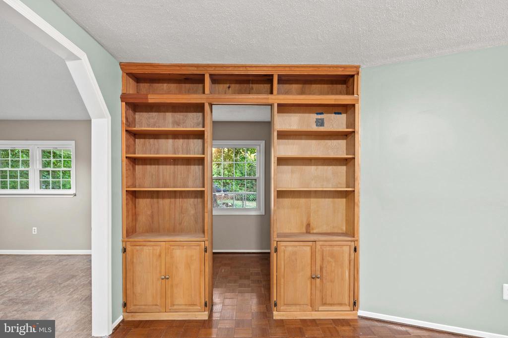12608 BEECHFERN LANE