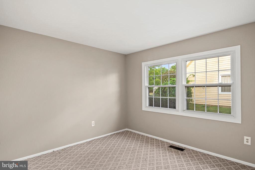 12608 BEECHFERN LANE