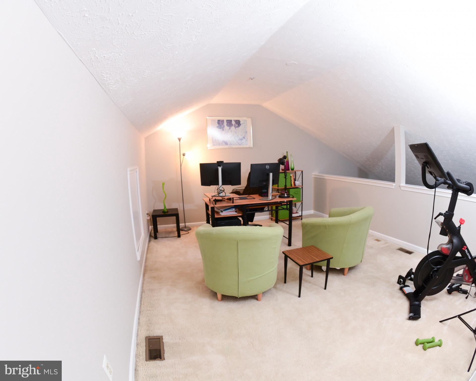 10006 PRINCE ROYAL PLACE