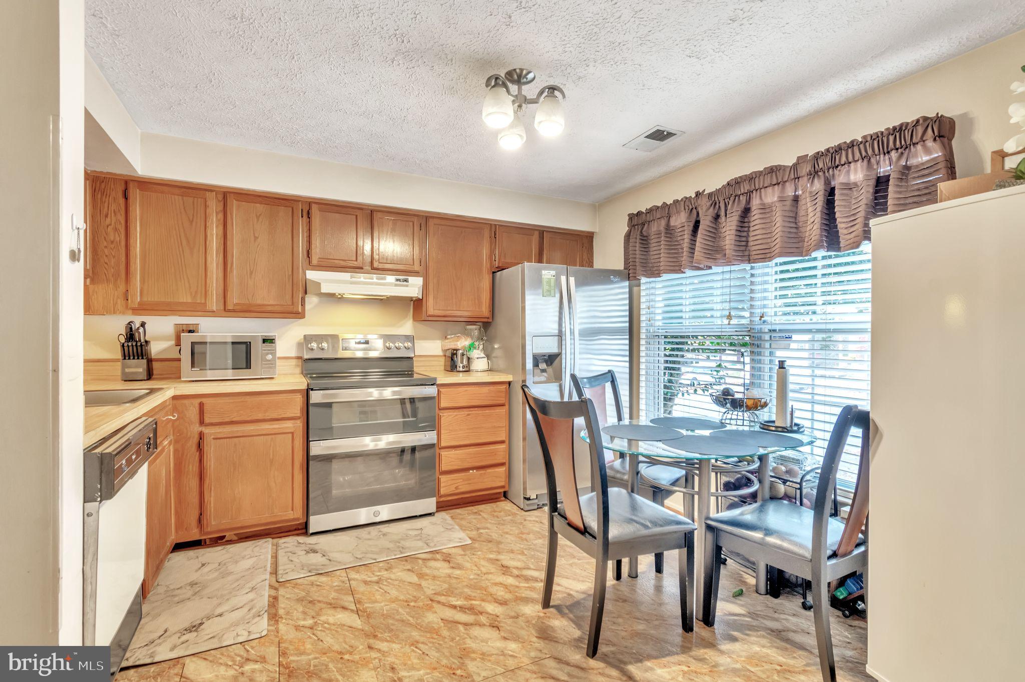 16321 PEWTER LANE