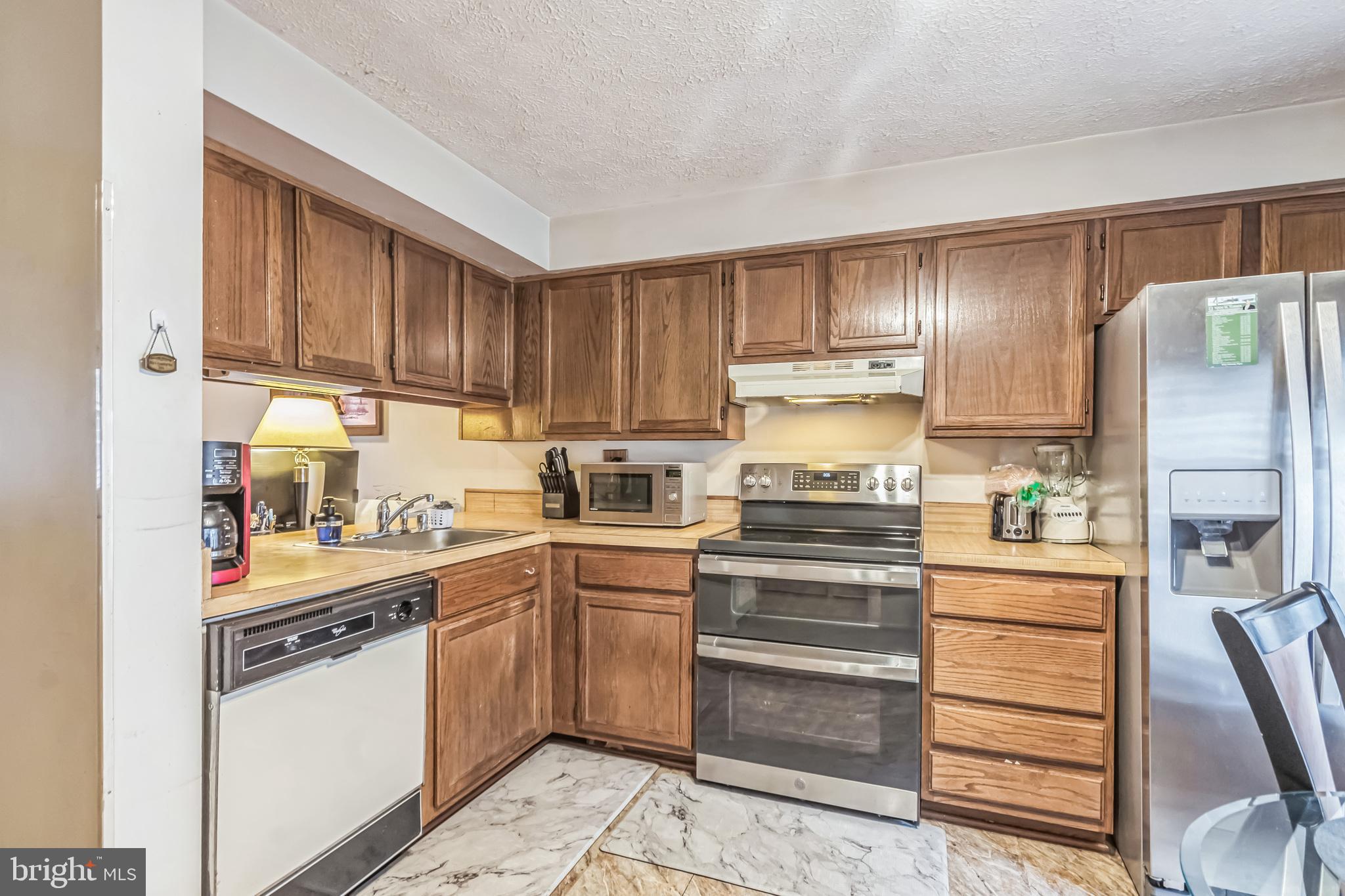 16321 PEWTER LANE
