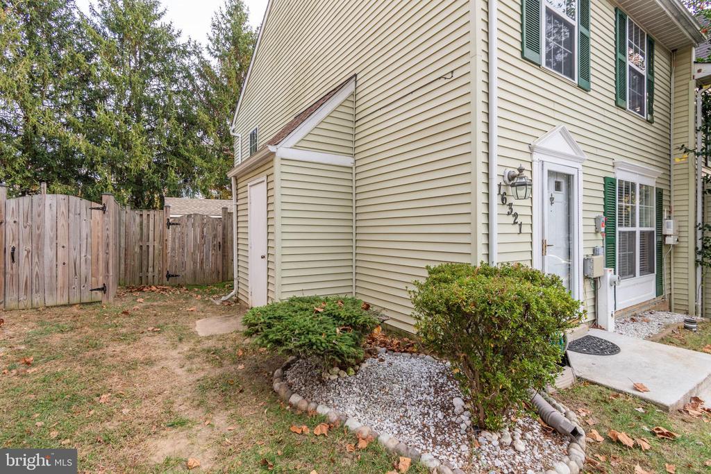 16321 PEWTER LANE