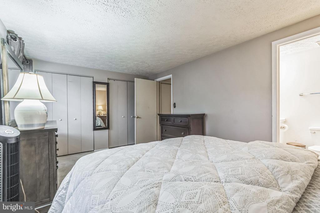 16321 PEWTER LANE