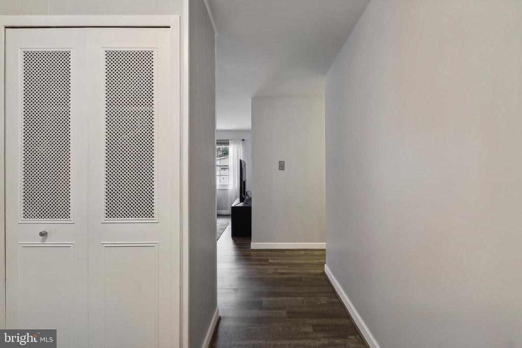 4105 CHAPEL FORGE DRIVE