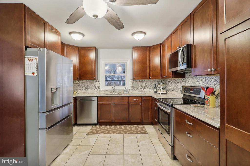 4105 CHAPEL FORGE DRIVE