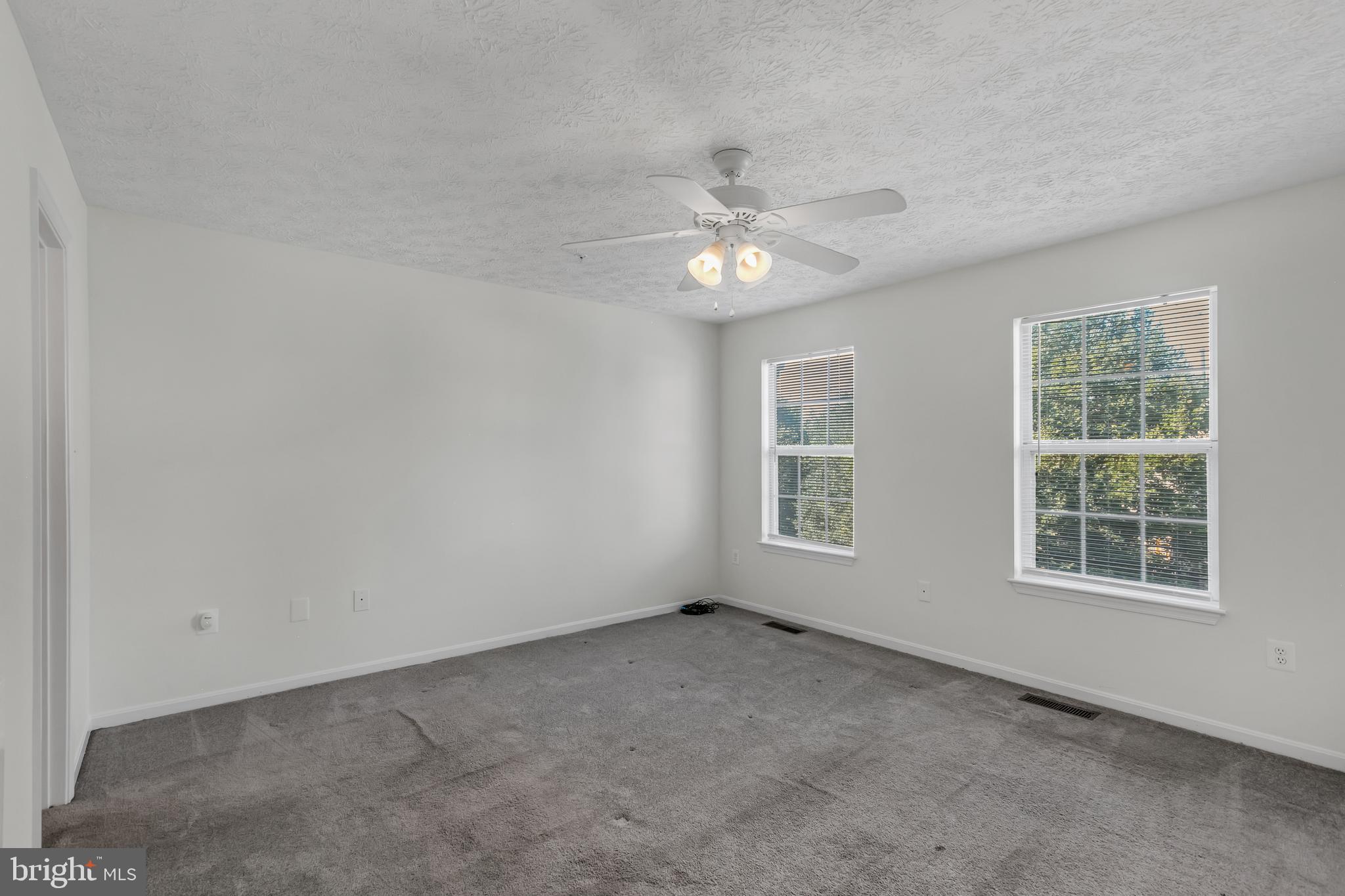 516 CRUSHER COURT