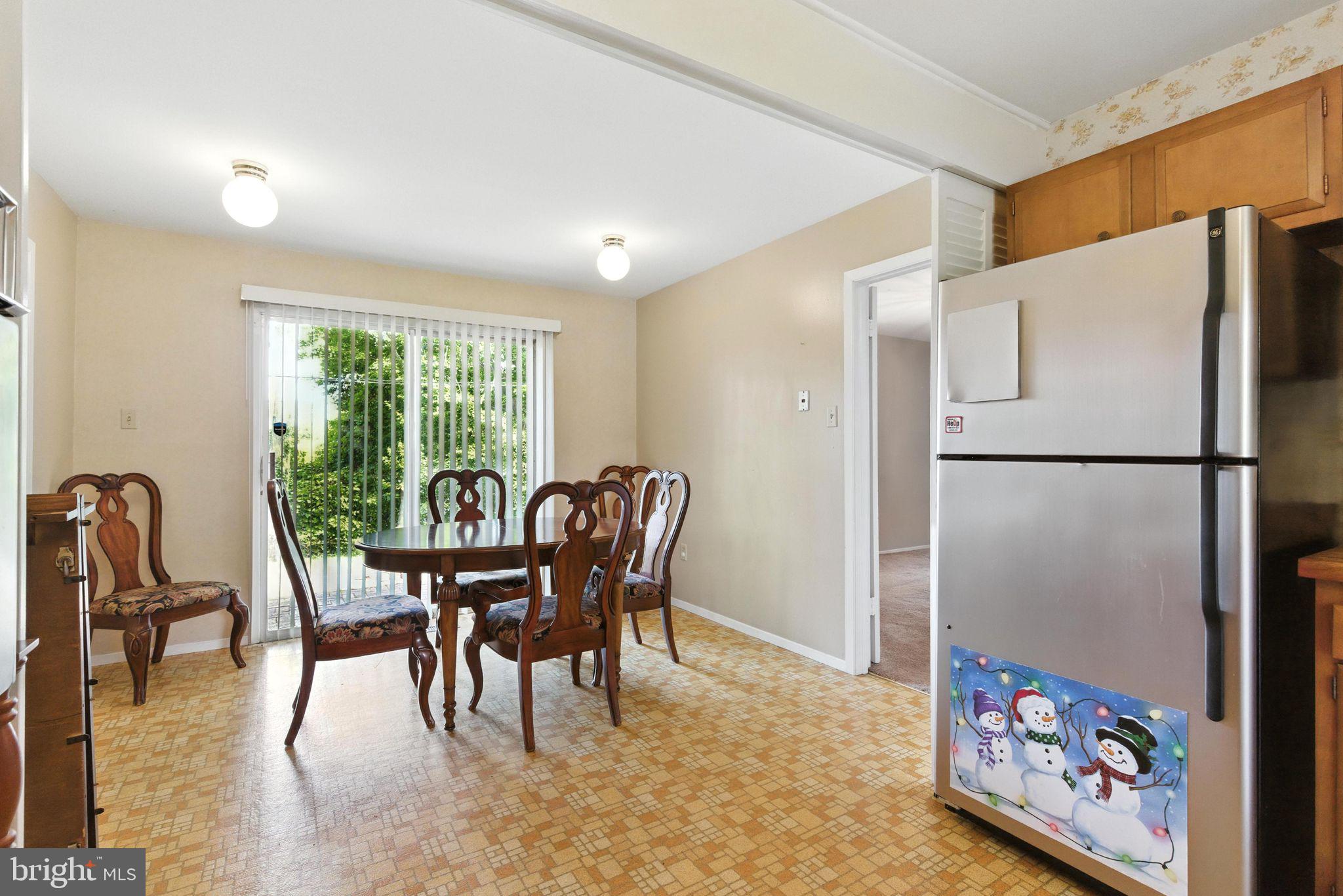 4921 RIDGEVIEW LANE