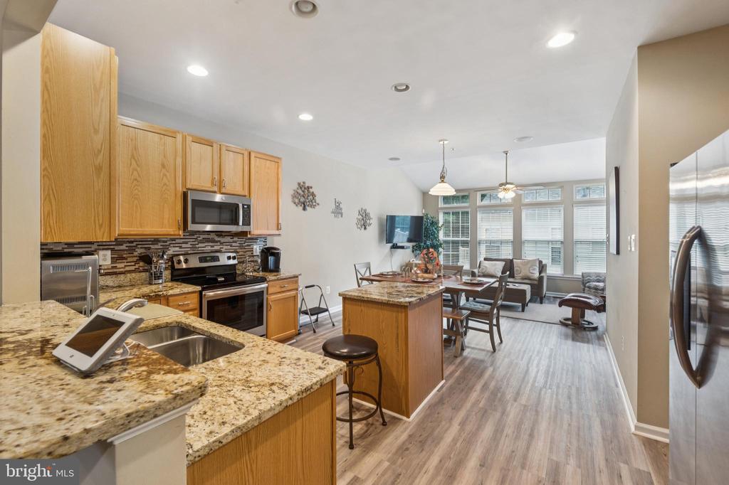 10112 COLLINGTON CAMPUS WAY 7