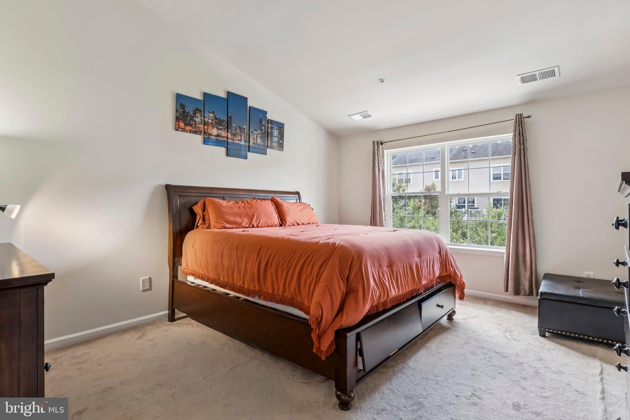 15604 MONKSILVER BEND