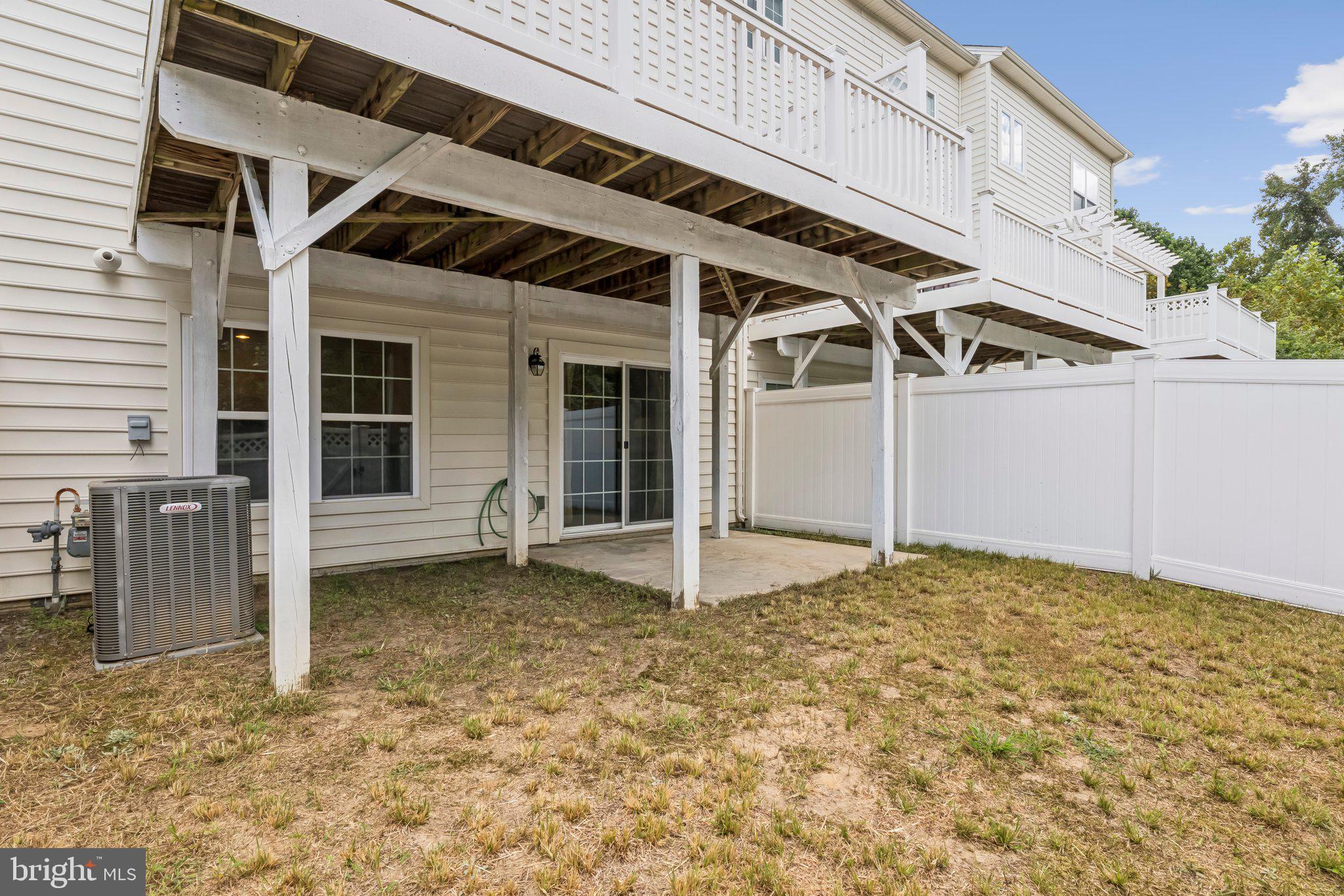 15604 MONKSILVER BEND