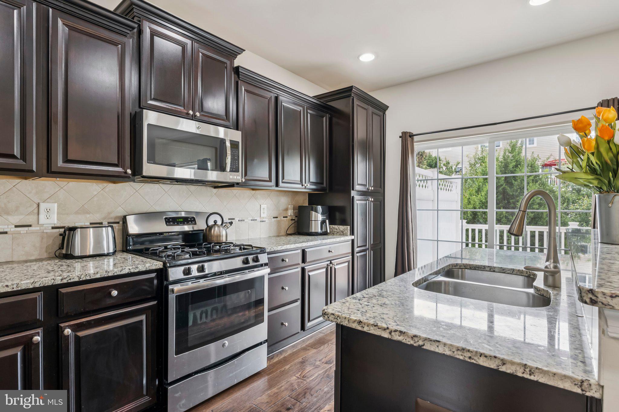 15604 MONKSILVER BEND