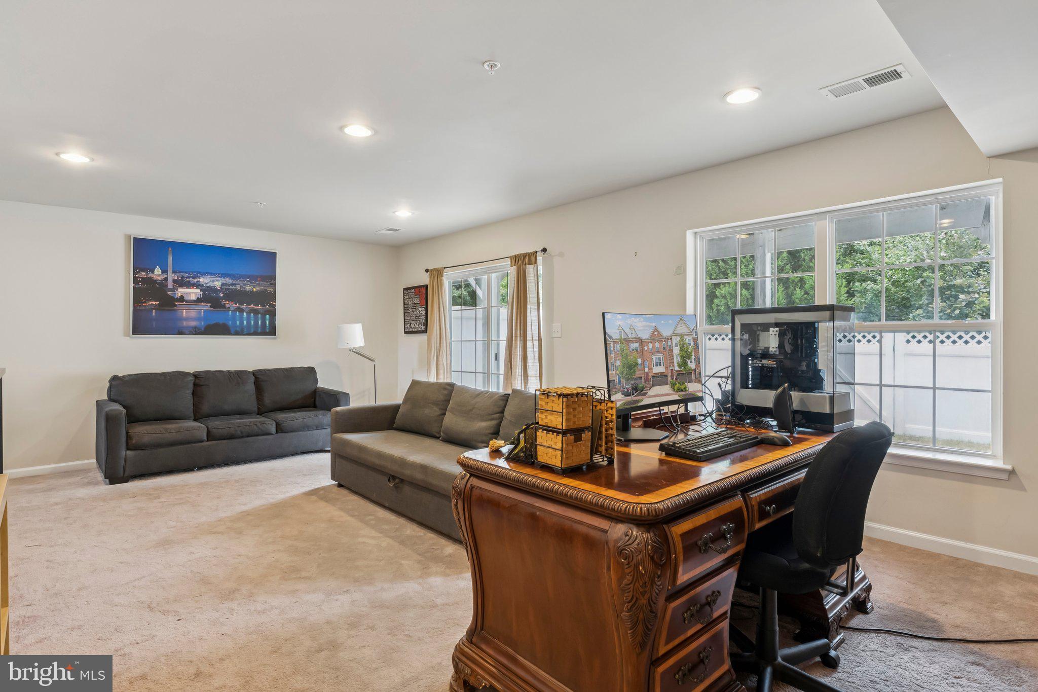 15604 MONKSILVER BEND