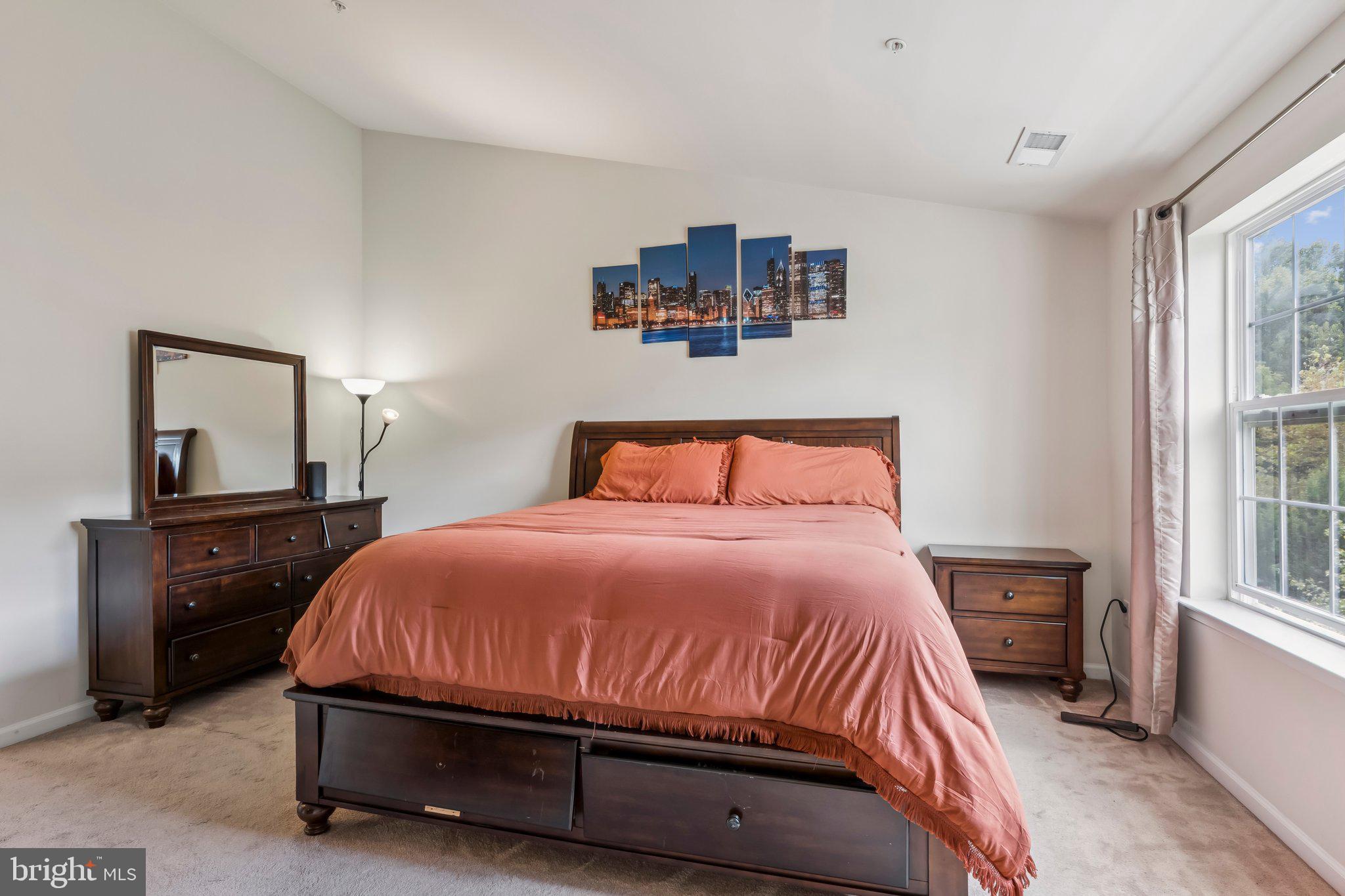 15604 MONKSILVER BEND