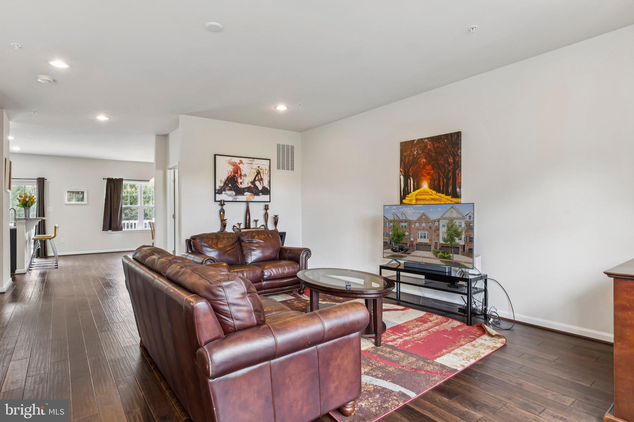 15604 MONKSILVER BEND